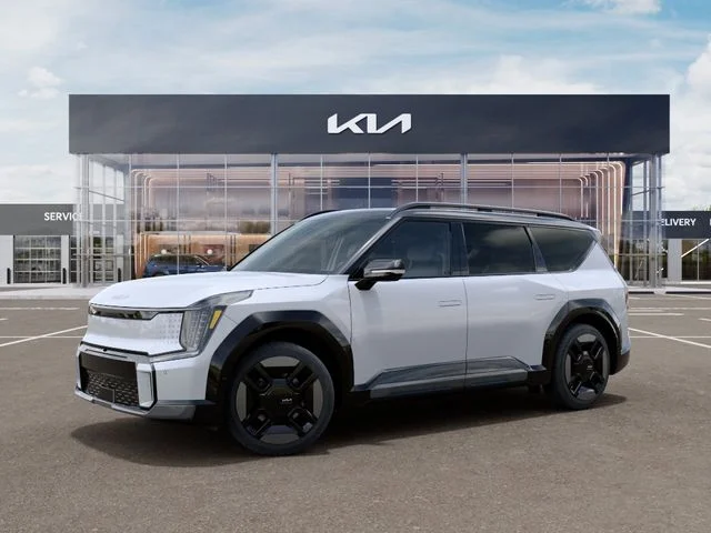 New 2026 White Kia GT-Line image 4