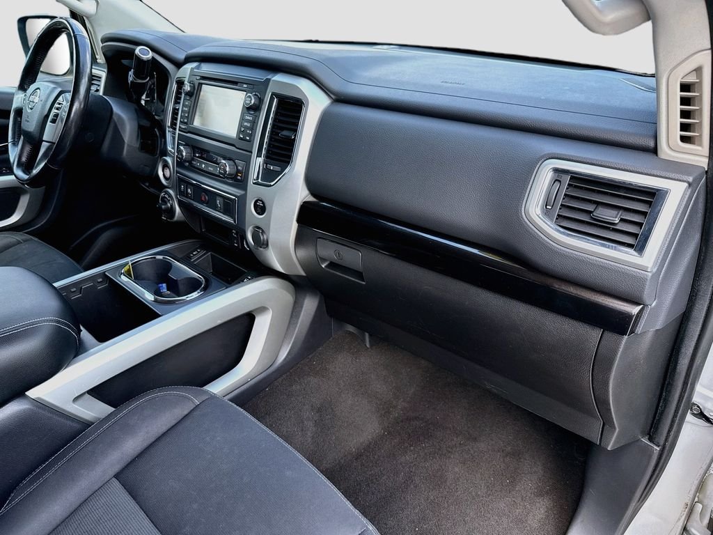 Used 2018 Brilliant Silver Nissan SV image 29