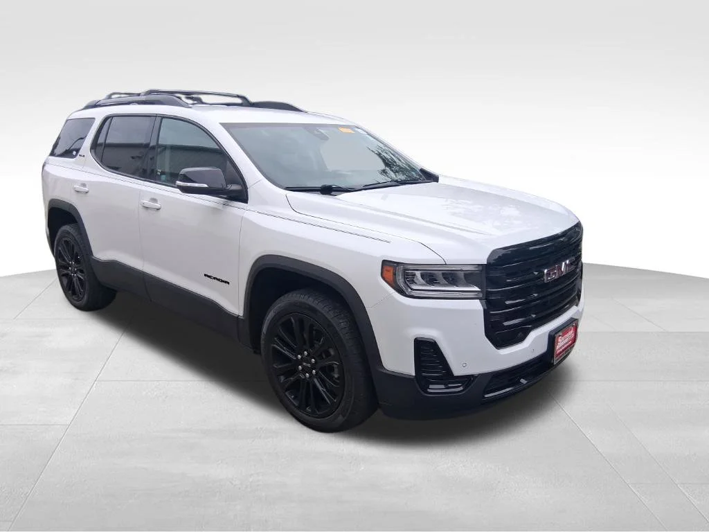 Used 2022 White GMC SLE image 3