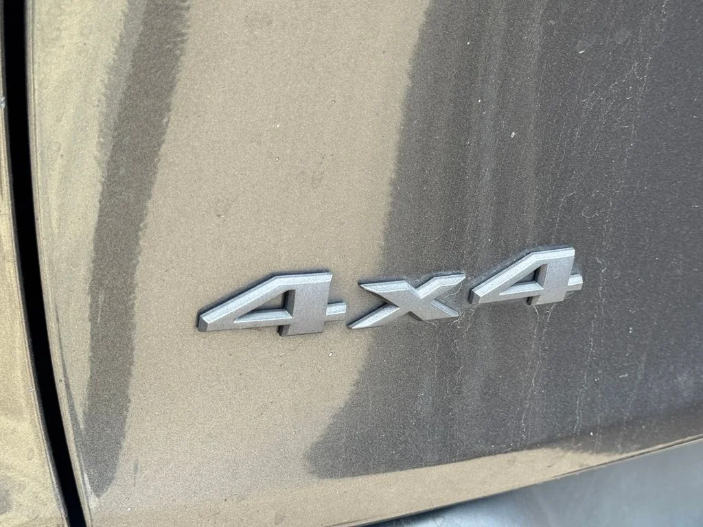 Used 2016 Gray Jeep Trailhawk image 6