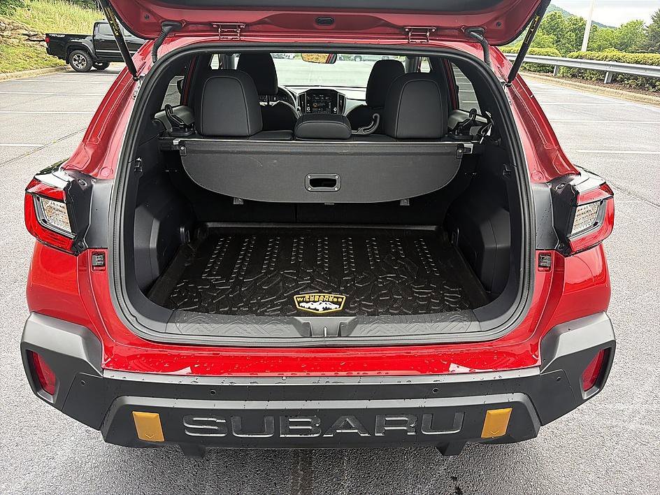 Used 2026 Lithium Red Pearl Subaru Wilderness image 17