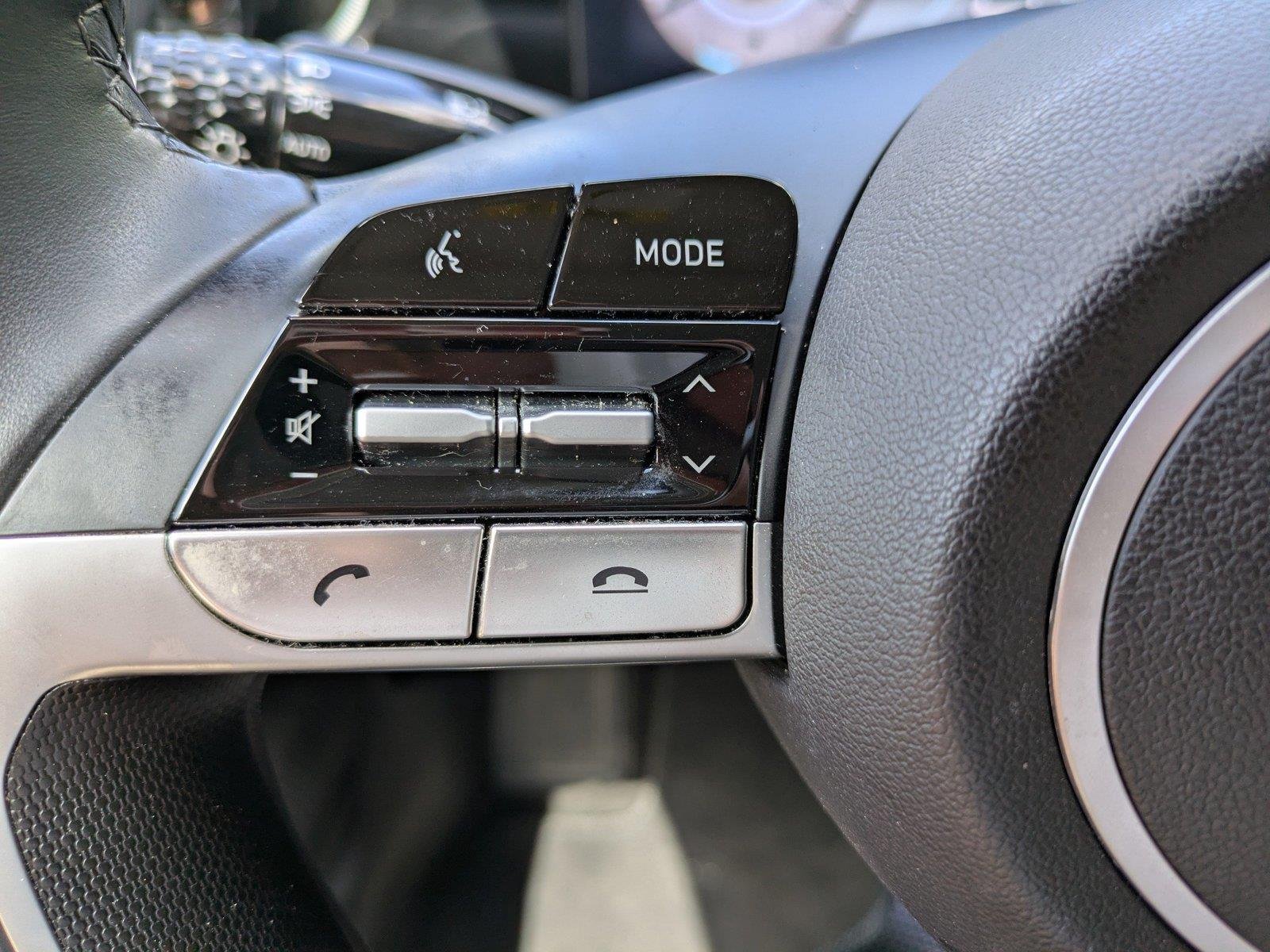 Used 2023 Lunar White Hyundai Limited image 25
