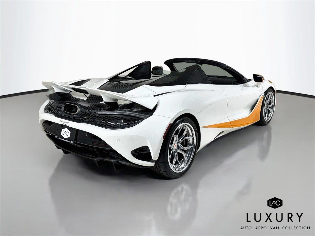 Used 2024 Monaco White 60th Anniversary Triple Crown McLaren Spider | 468K MSRP image 6