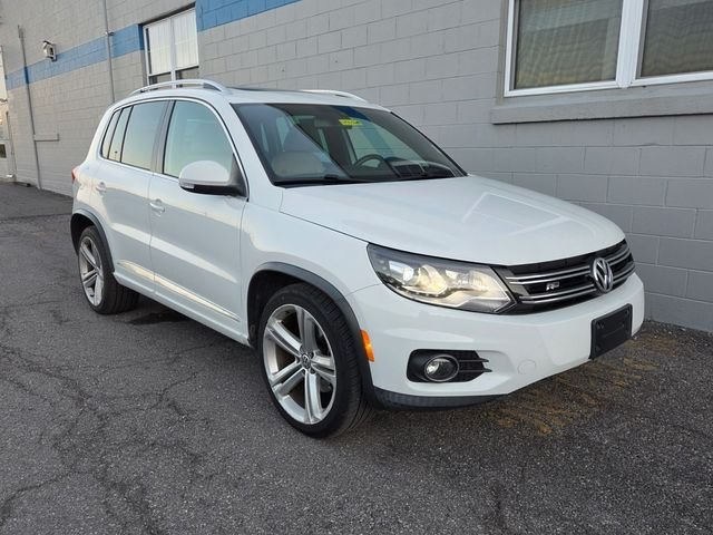Used 2015  Volkswagen  image 3