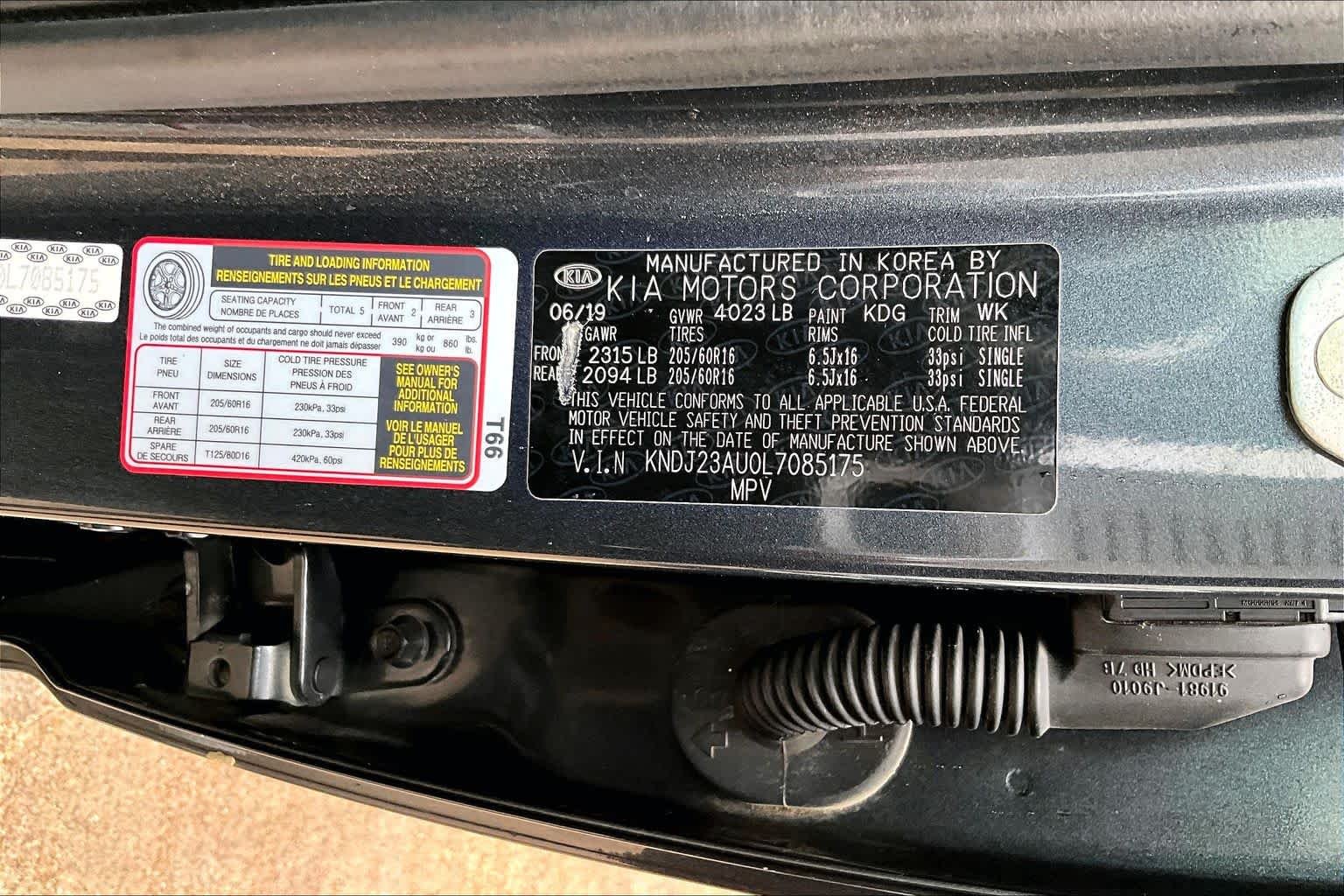 Used 2020 GREY Kia LX image 34