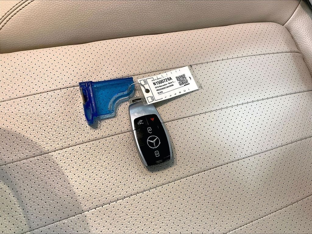 Used 2018 Black Mercedes-Benz E 400 image 31