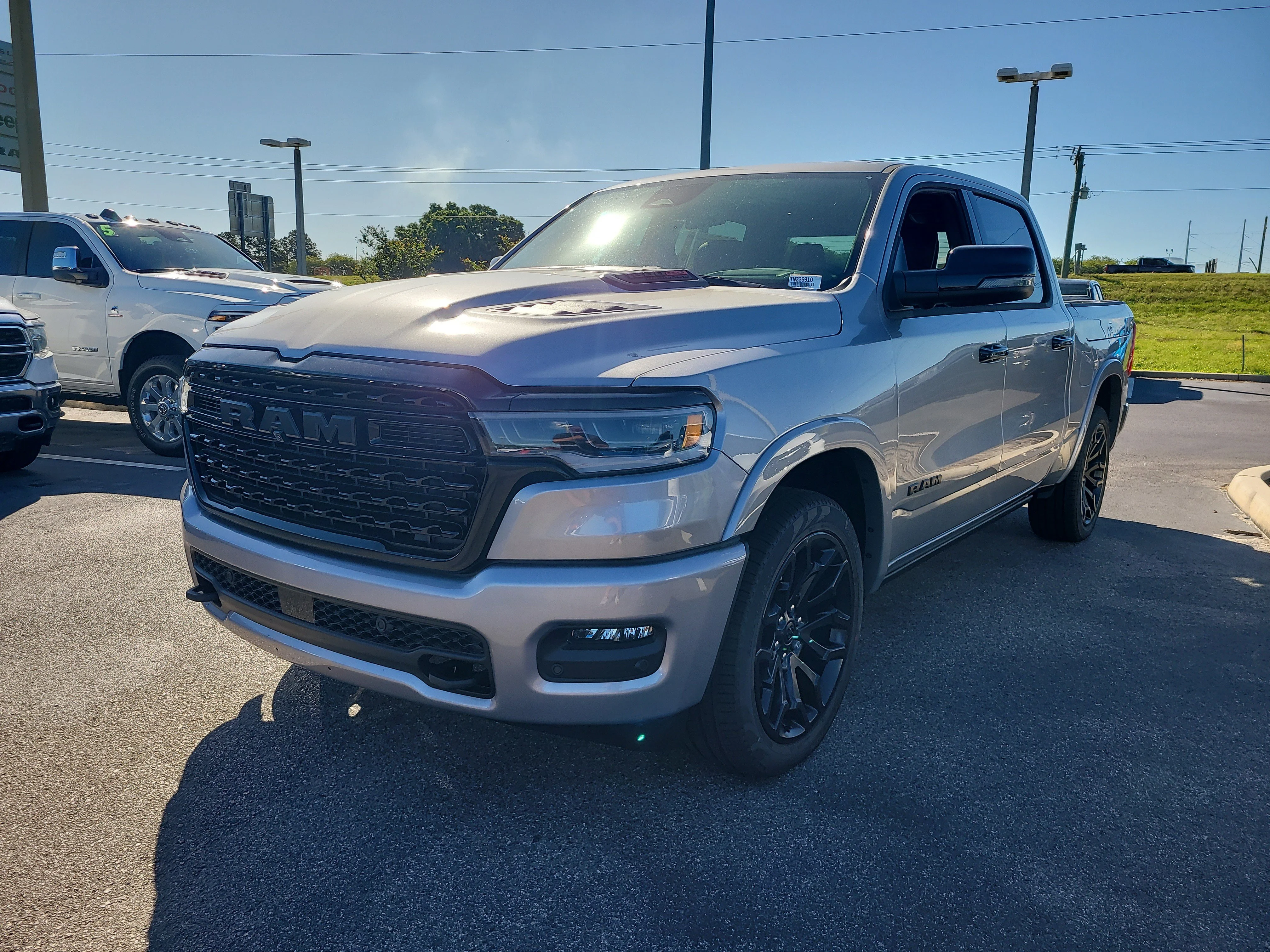 New 2026 Billet Silver Metallic Clearcoat Ram Limited image 4