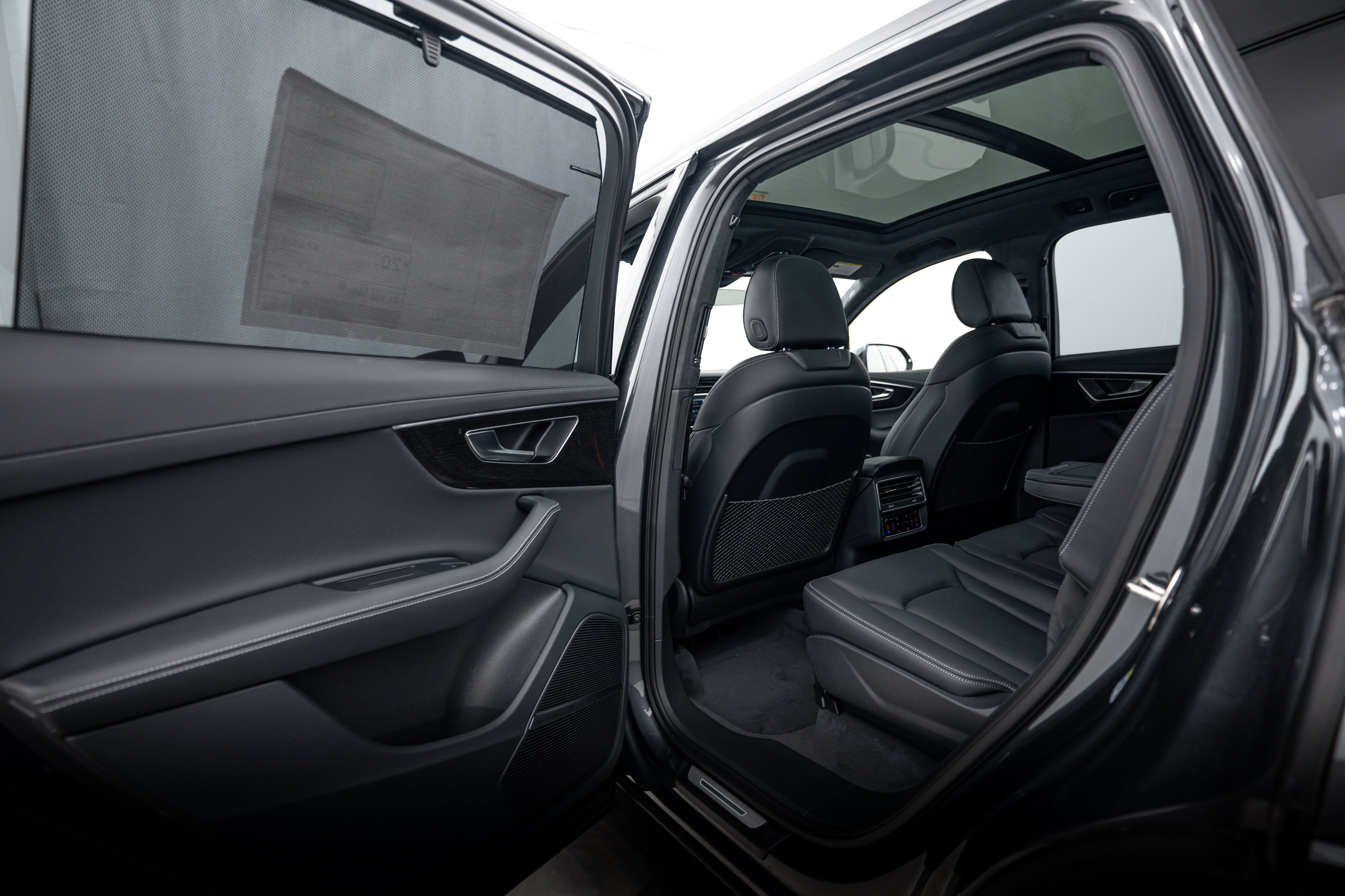 New 2026 Daytona Gray Audi S line Prestige image 18