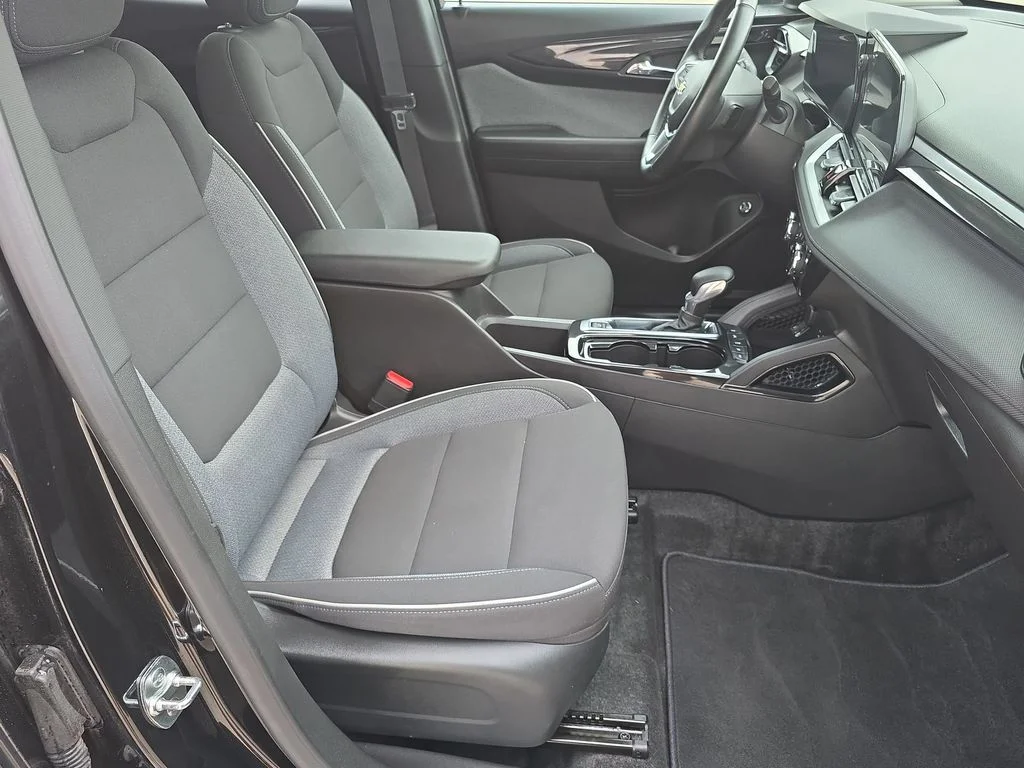 2025 Chevrolet Trailblazer LT - Photo 29