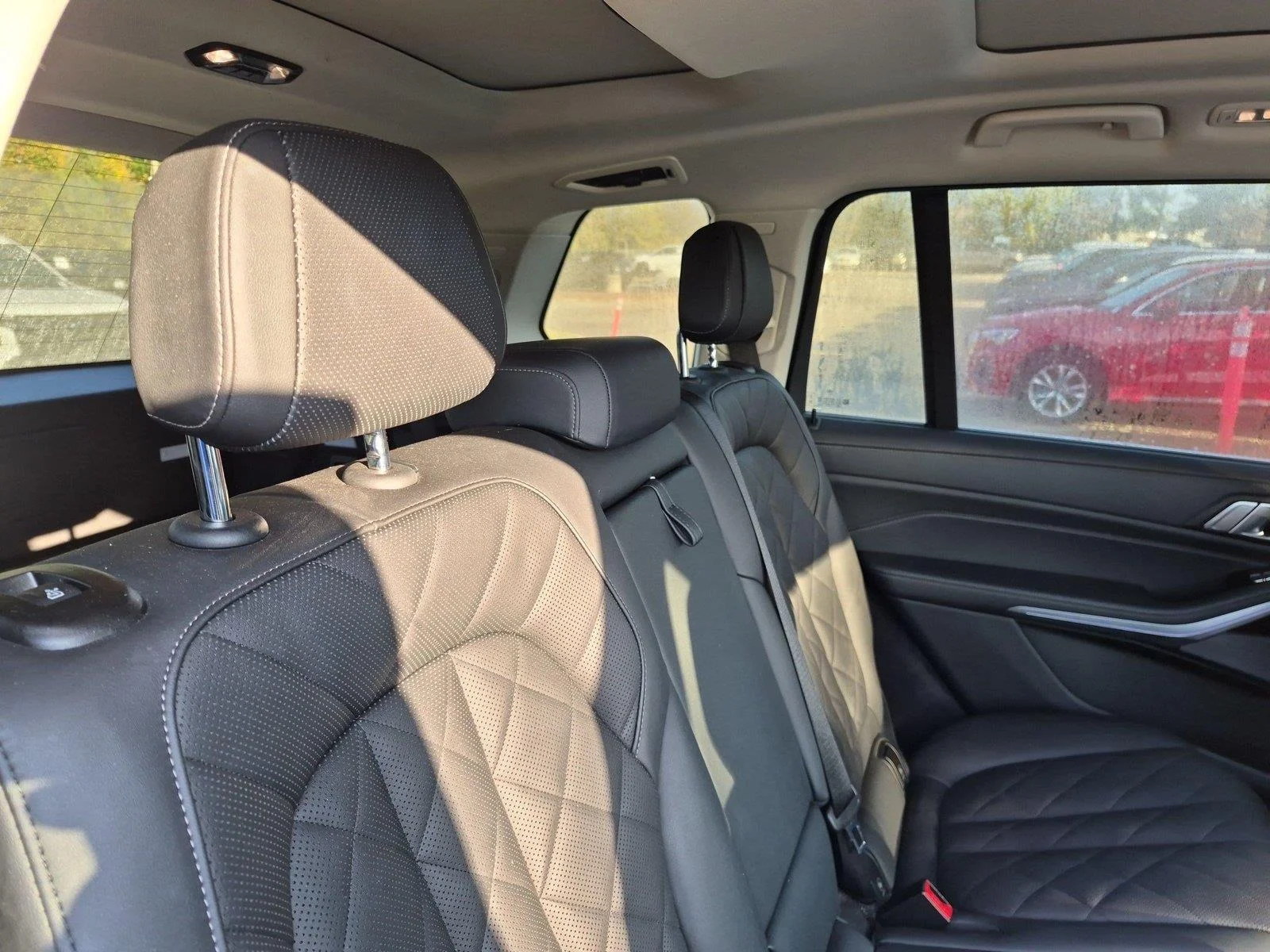 Used 2024 Skyscraper Grey Metallic BMW xDrive40i image 30