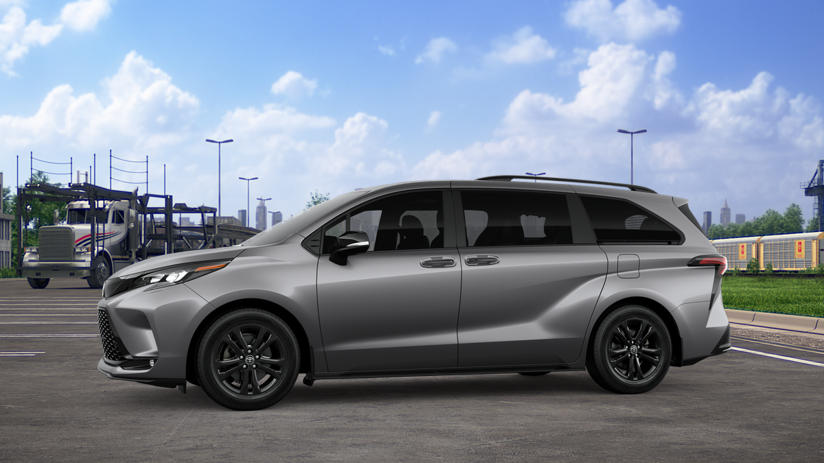 New 2026 Heavy Metal Toyota XSE image 3