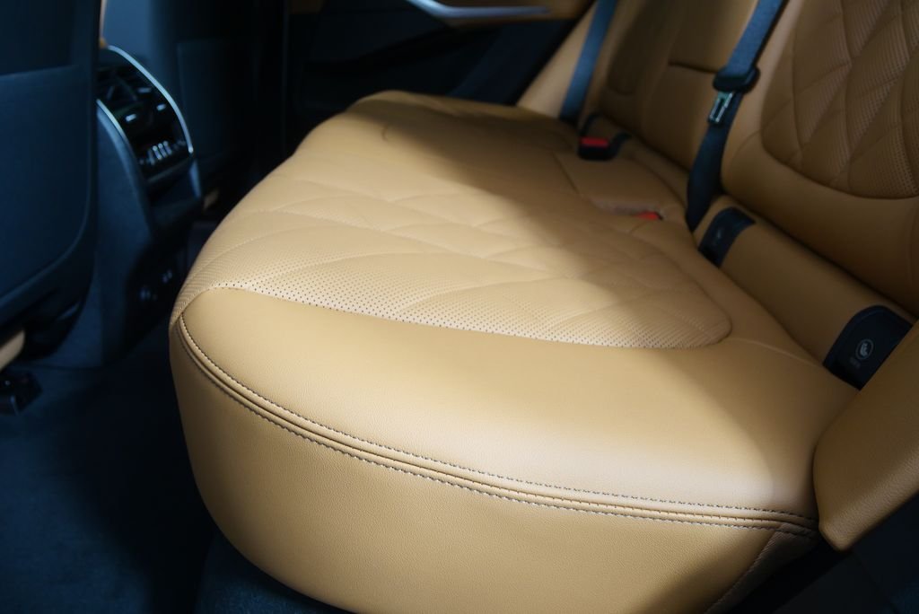 Used 2026 Mineral White Metallic BMW xDrive50e image 15