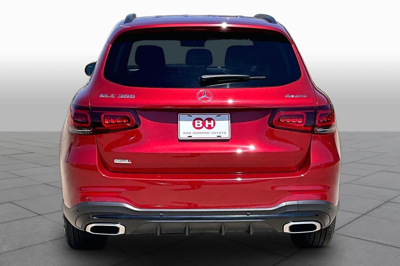 Used 2021 designo Cardinal Red Metallic Mercedes-Benz GLC 300 image 5