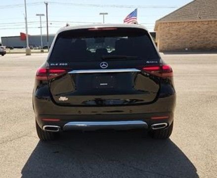 Used 2024 Black Mercedes-Benz GLE 350 image 3