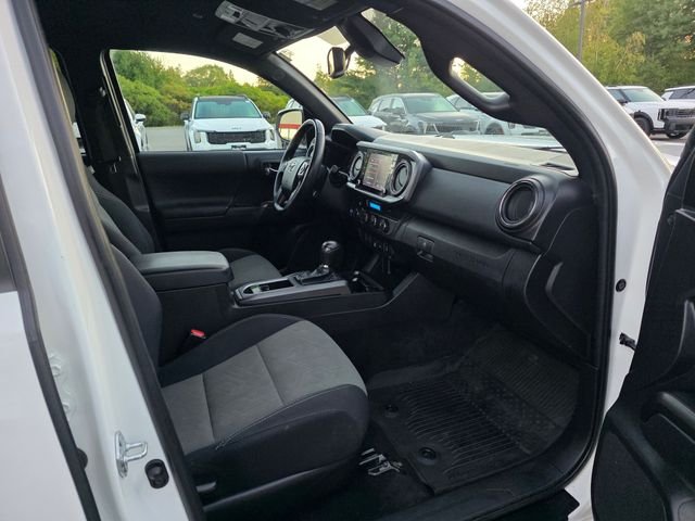 Used 2022 White Toyota TRD Off-Road image 12