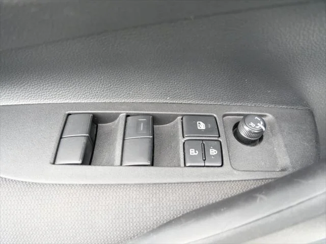 Certified Used 2025 ICE CAP Toyota  image 16