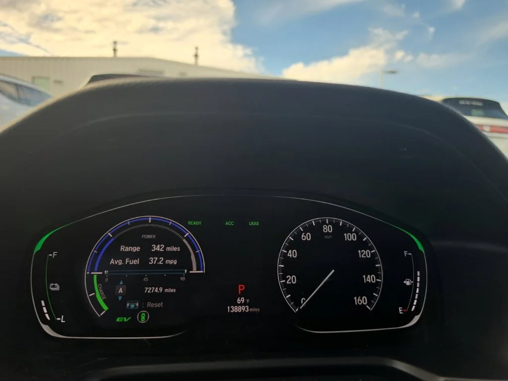 Used 2020 Silver Honda EX-L image 13