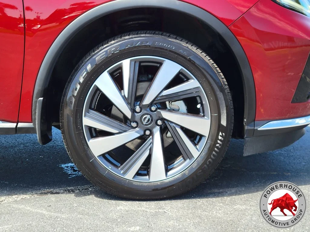 Used 2023 Red Nissan SL image 12