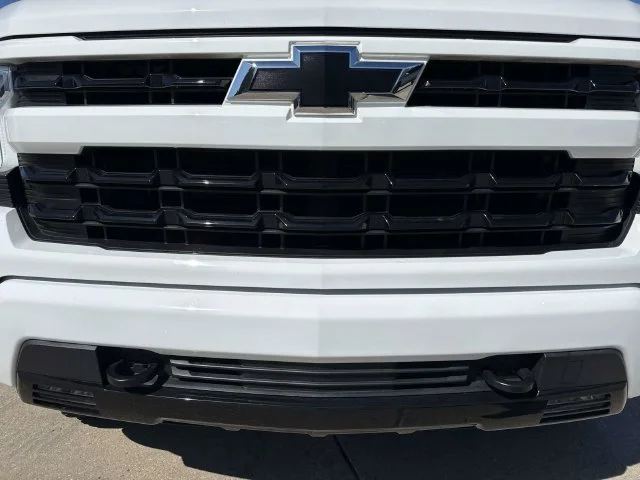 Used 2023 White Chevrolet RST image 4