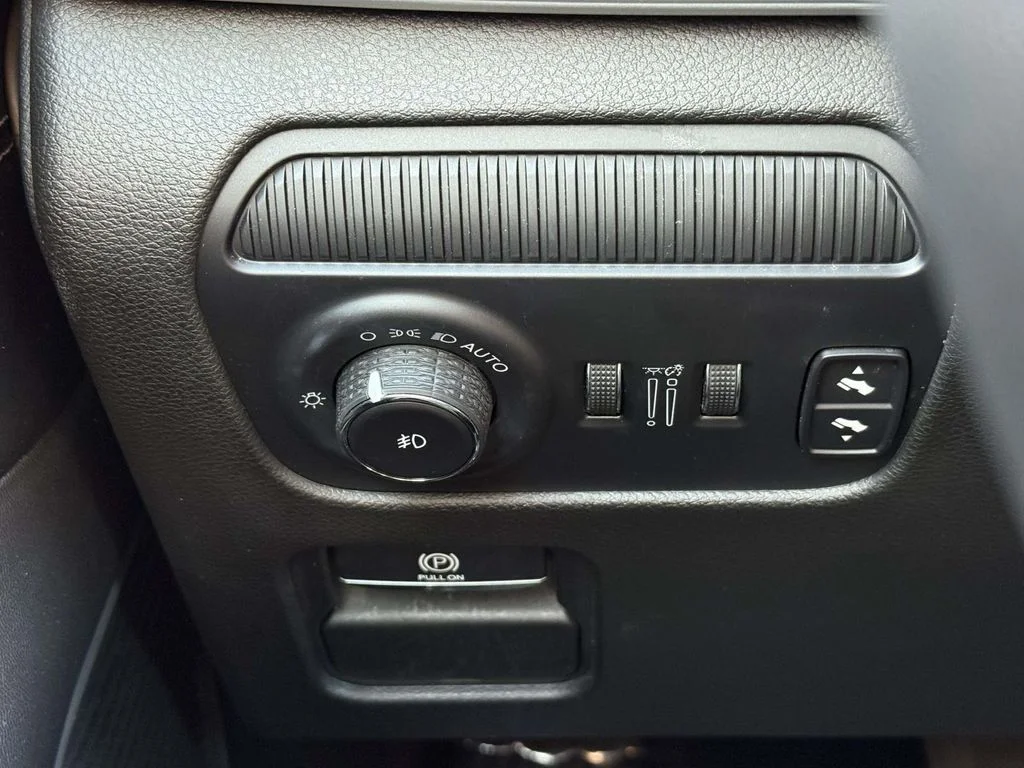 Used 2024 Red Jeep Series II image 27
