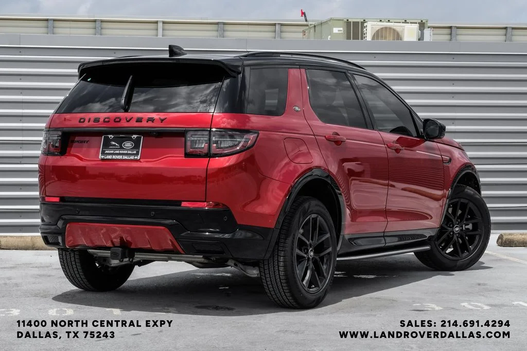 New 2026 Firenze Red Metallic Land Rover Landmark image 8