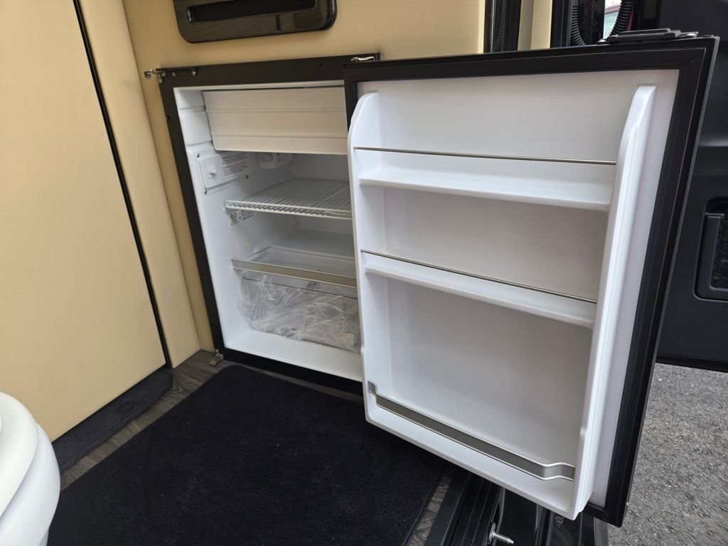 2024 Mercedes-Benz Sprinter Cargo Van Base - Photo 11
