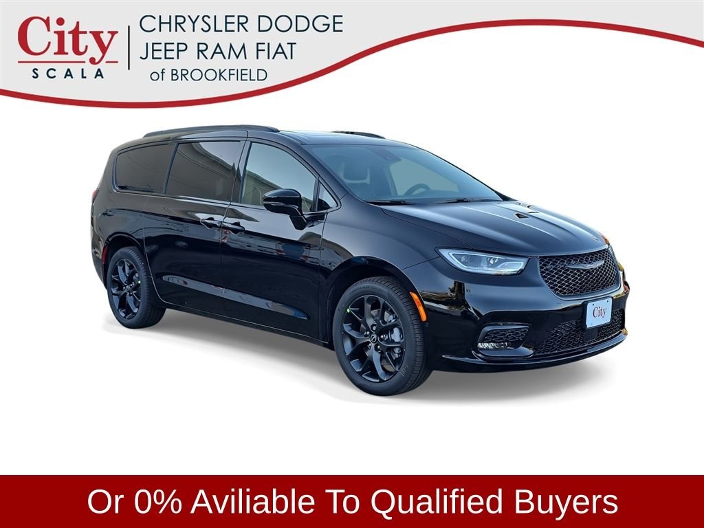 New 2026 Diamond Black Crystal Pearl-Coat Exterior Paint Chrysler Limited image 1