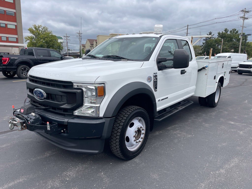 Used 2021 White Ford XL image 3