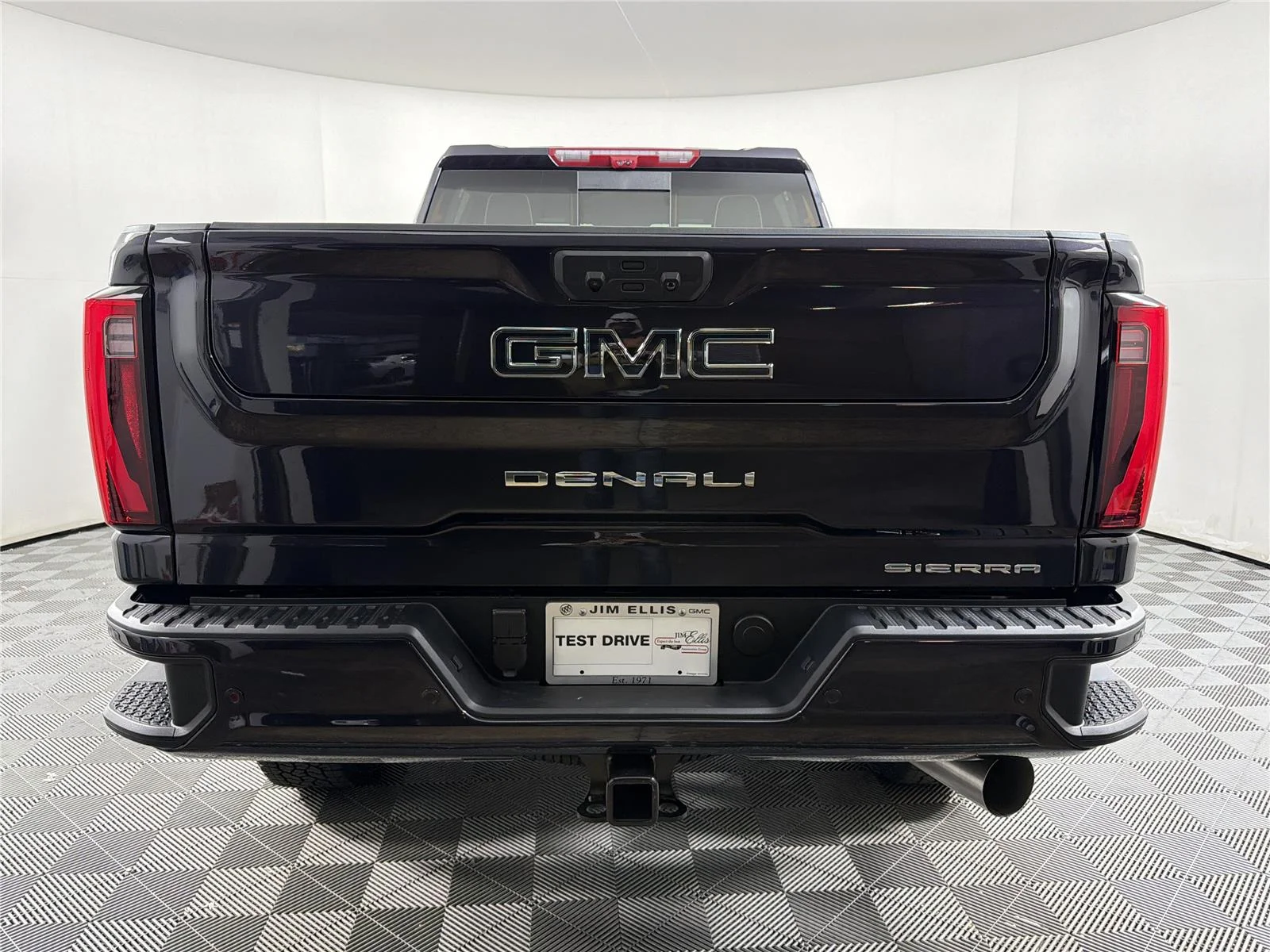 New 2026 Titanium Rush Metallic GMC Denali Ultimate image 5