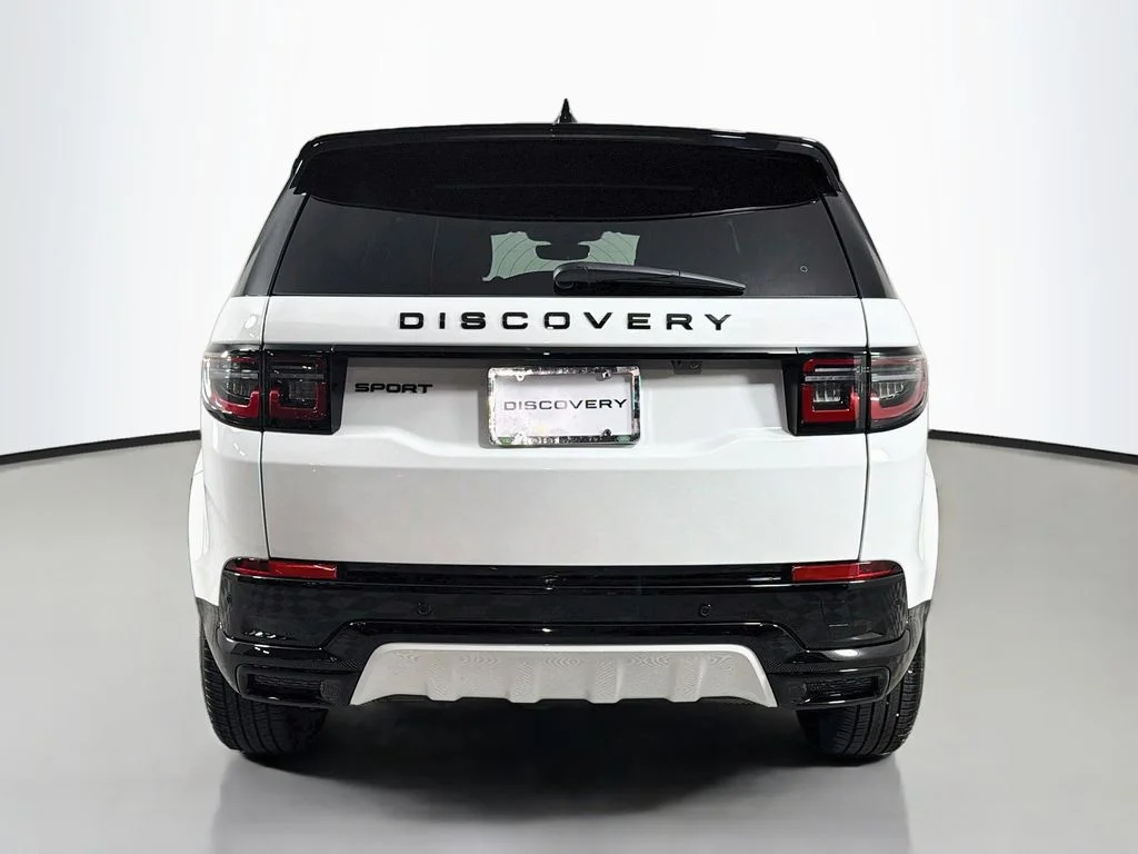Used 2026 White Land Rover Landmark image 6