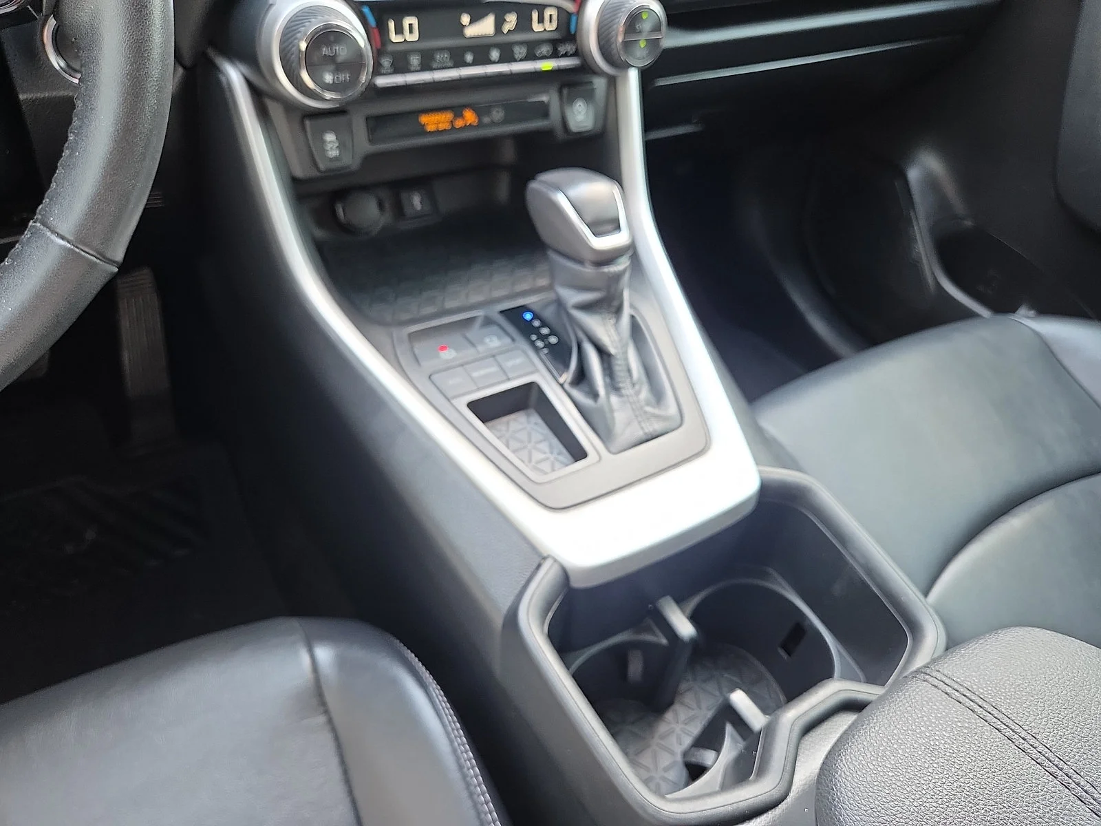 Used 2022 Magnetic Gray Metallic Toyota XLE Premium image 25