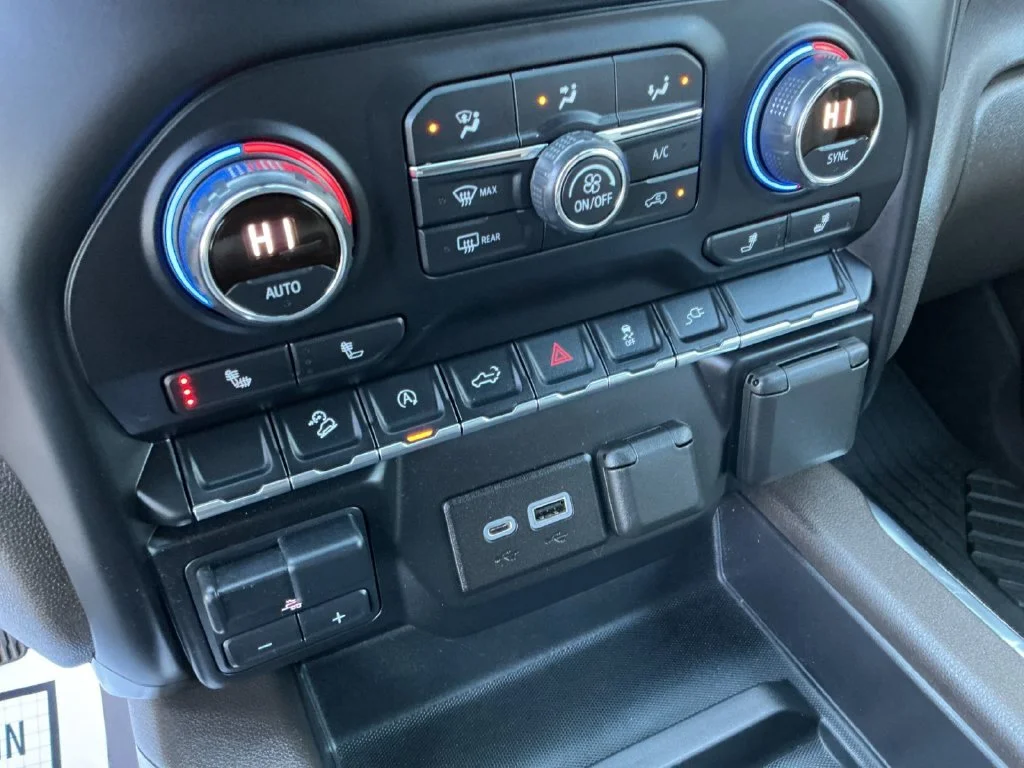 Used 2020 Blue Chevrolet RST image 23