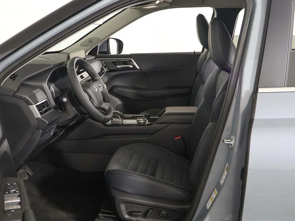 New 2026 Gray Mitsubishi SE 1.5T 2WD image 27