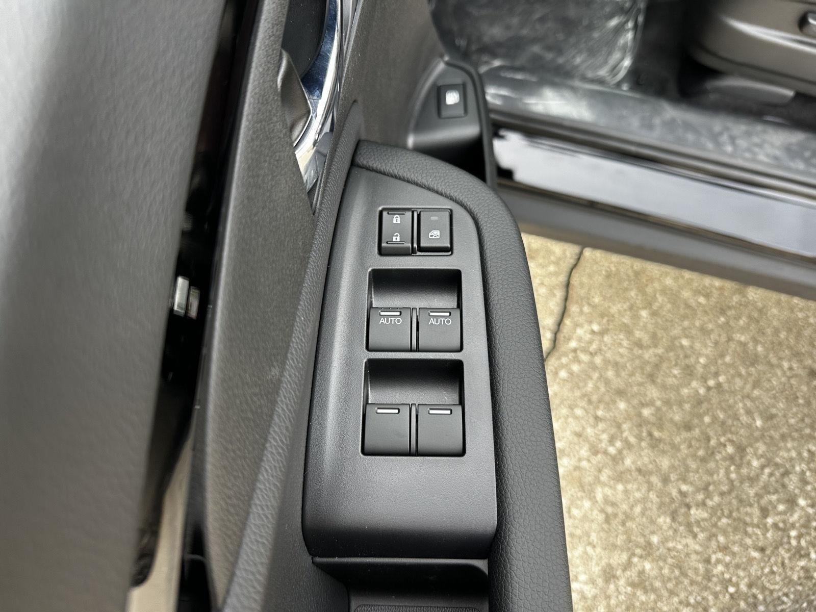 Used 2026 Crystal Black Pearl Honda Black Edition image 9