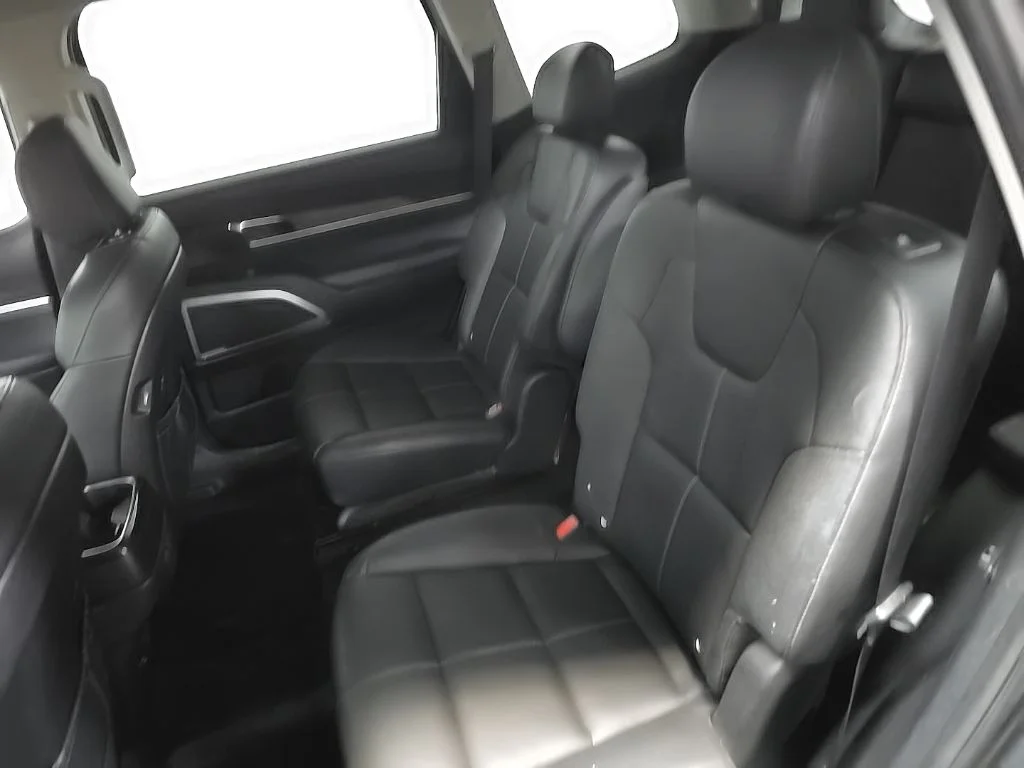 Used 2021 Gray Kia EX image 32
