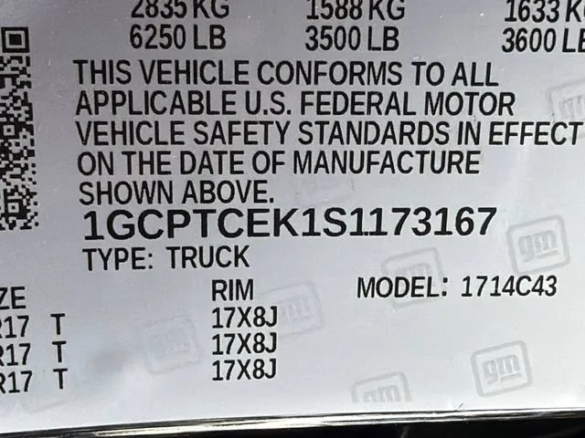 Used 2025 Black Chevrolet WT/LT image 32