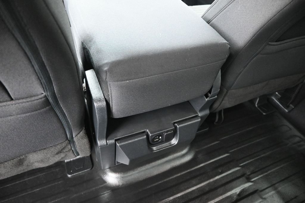 Used 2023 Silver Ford XL image 18