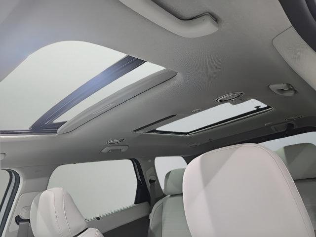 New 2026 Silver Hyundai Limited AWD image 28