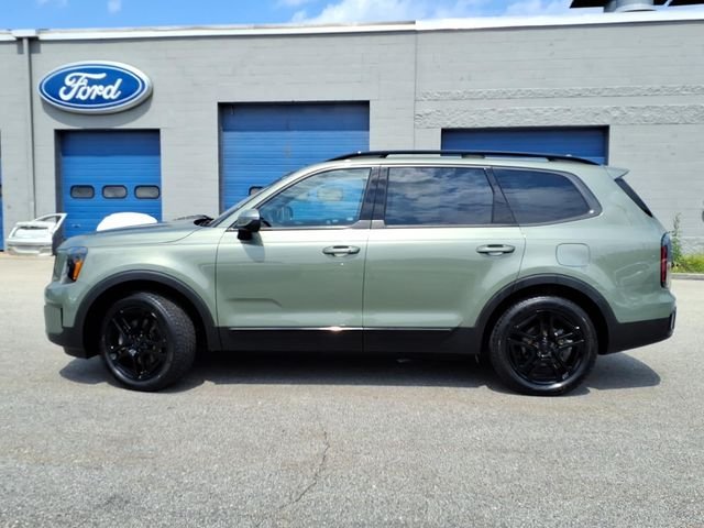 Used 2025 Jungle Green Kia EX X-Line image 2