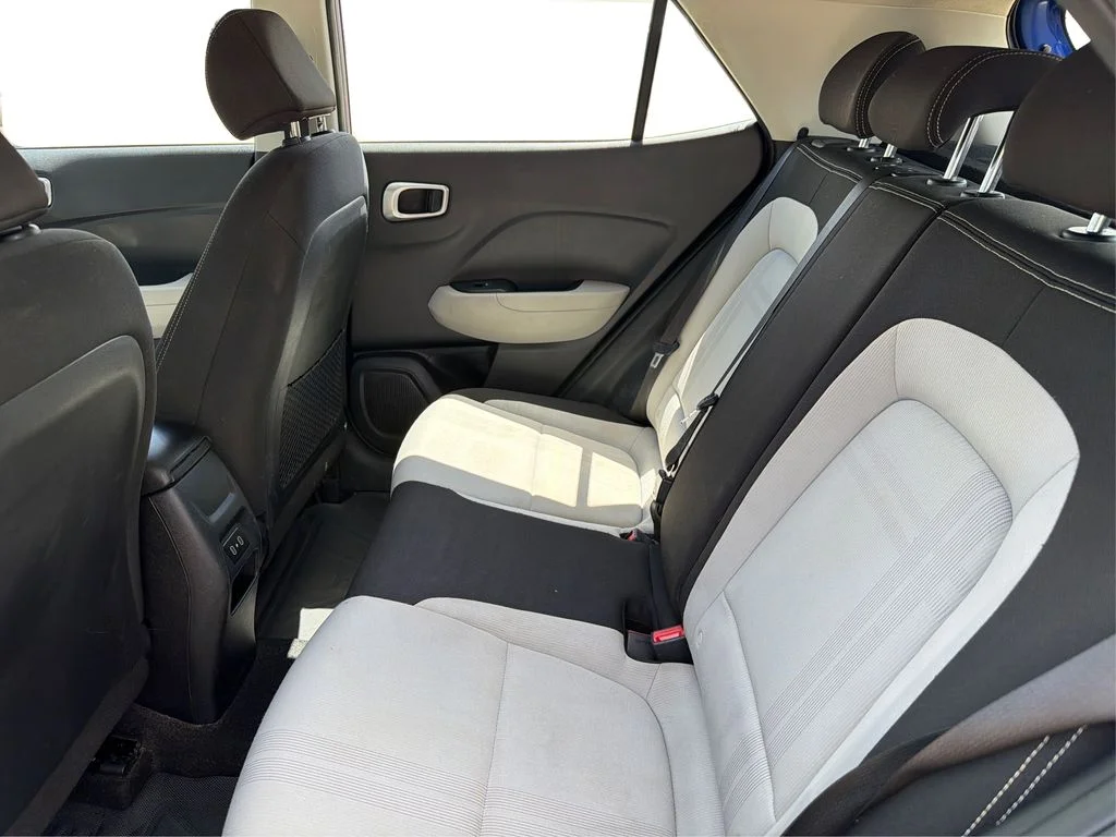 Used 2024 Intense Blue Hyundai SEL image 11