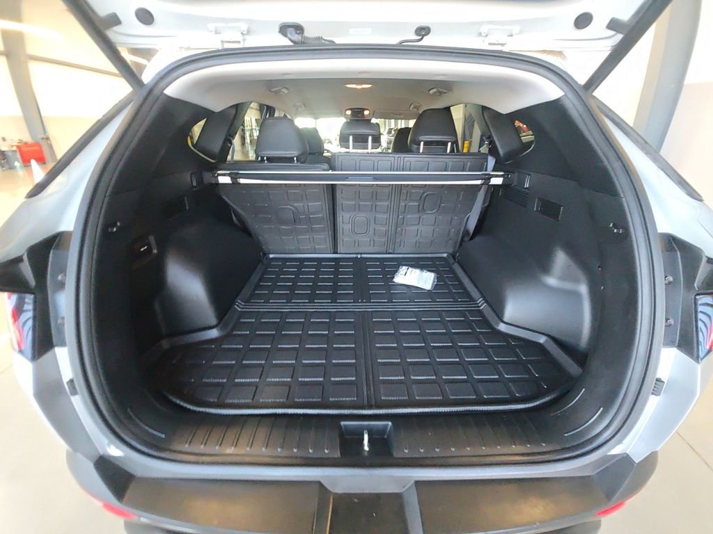 Used 2023 Silver Hyundai XRT image 23