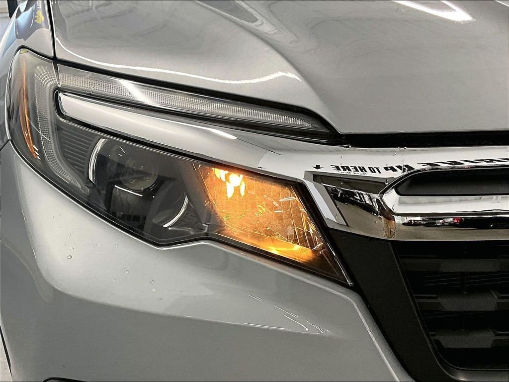 Used 2019 Gray Honda RTL image 31