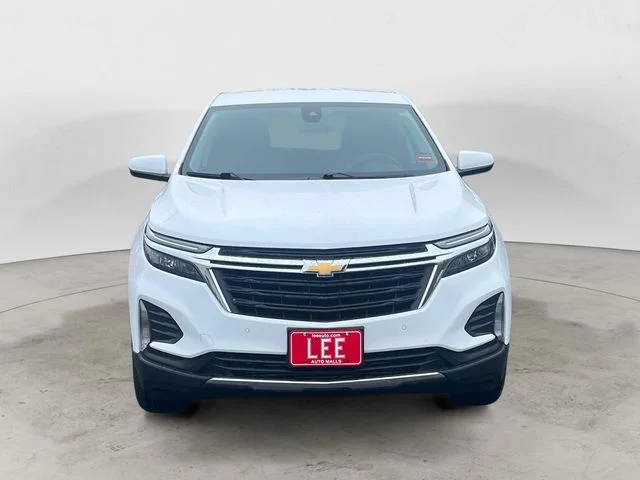 Used 2024 Summit White Chevrolet LT image 8