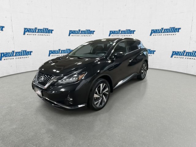 Certified Used 2022 Black Nissan SL image 4