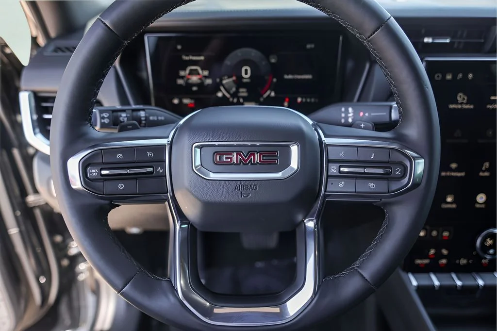 Used 2026 Black GMC Elevation image 15