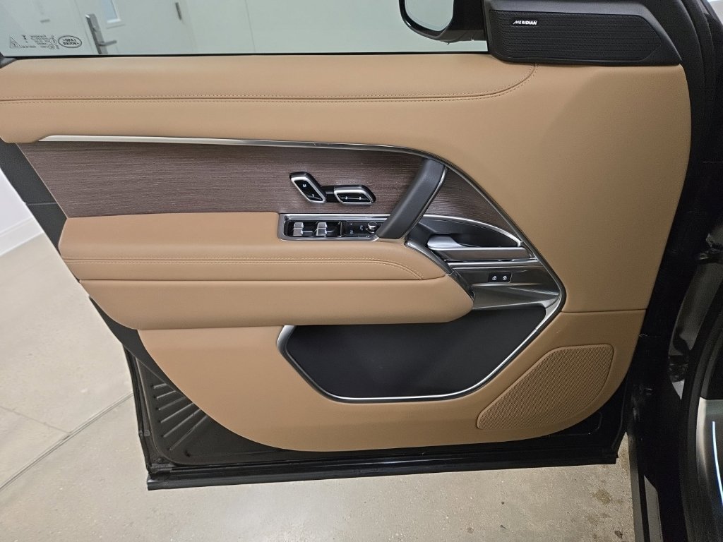 2026 Land Rover Range Rover SE - Photo 23