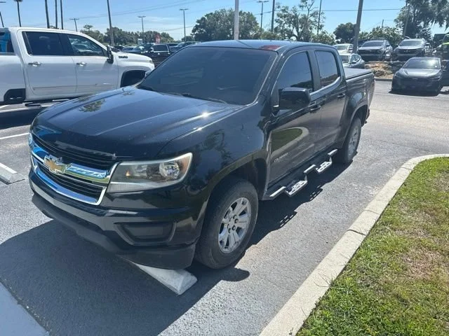 Used 2019 BLACK Chevrolet 2WD LT image 1