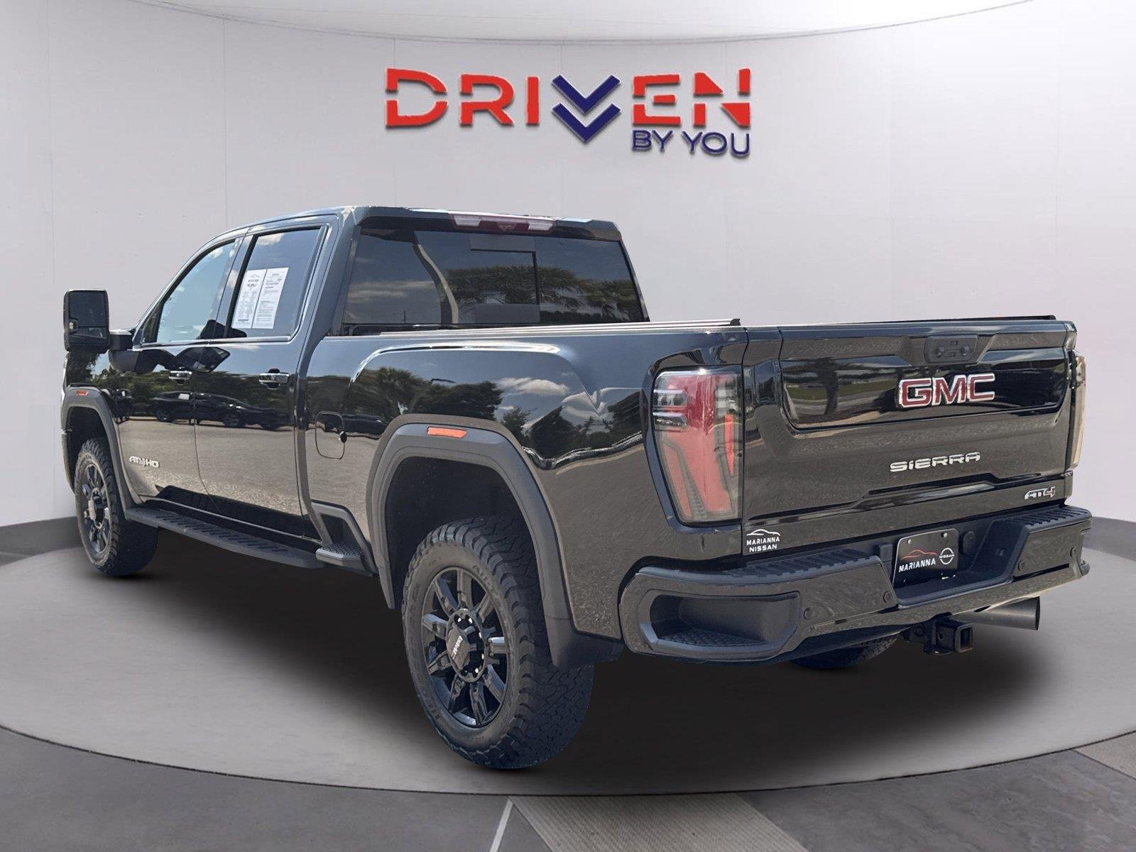 Used 2024 Onyx Black GMC AT4 image 5