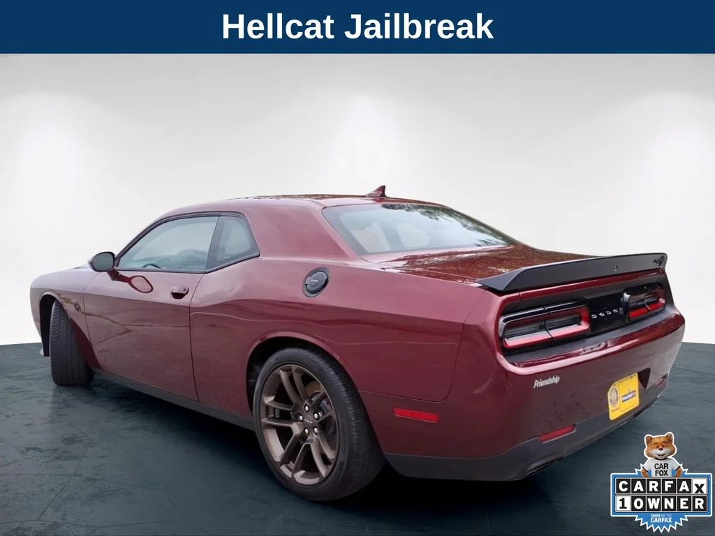 Used 2023 Red Dodge SRT Hellcat Jailbreak image 12