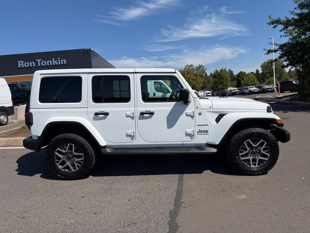 Used 2024 Bright White Clearcoat Jeep Sahara image 8